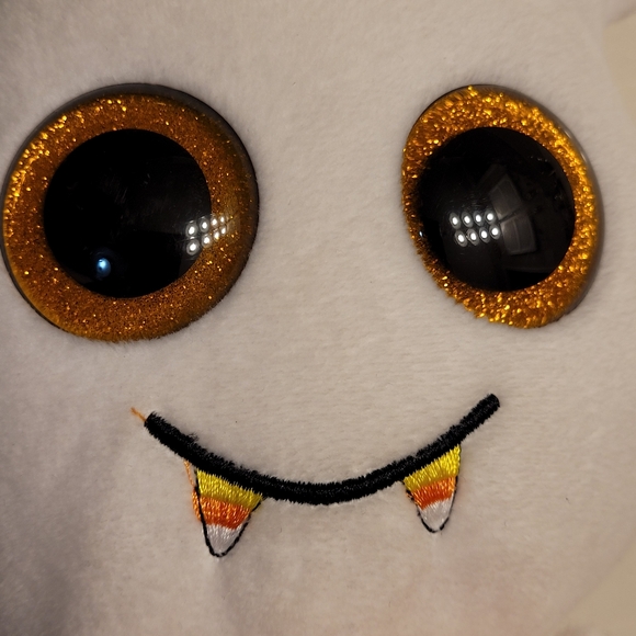 TY BEANIE BOO Scream The Plush Ghost Holding A Pumpkin (Approx 9.5 inches) - Picture 13 of 13